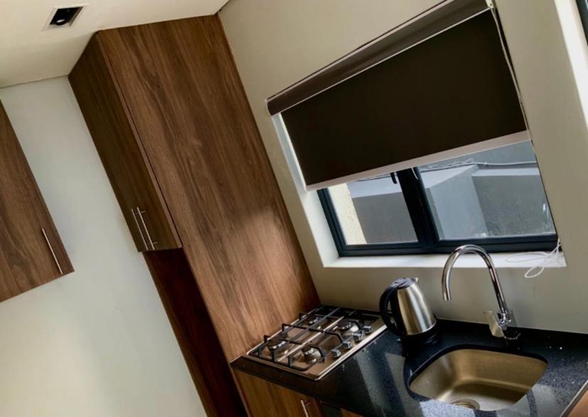 Lovely 1 Bedroom Apartment Cidade Do Cabo Exterior foto